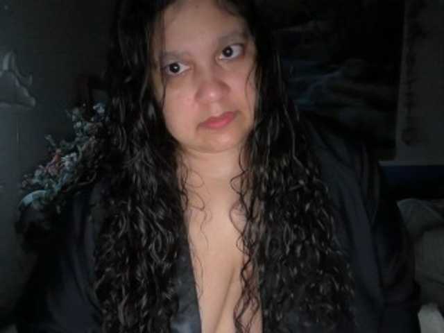 DUMBHOEMELANIE's BongaCams show and profile