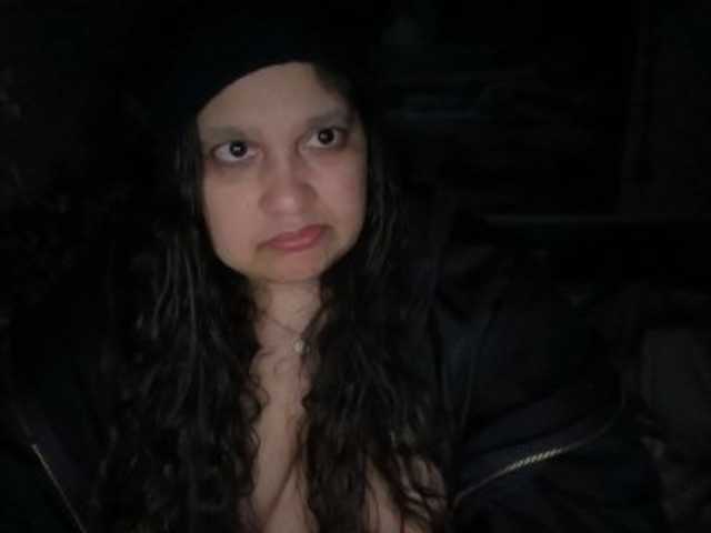 DUMBHOEMELANIE's BongaCams show and profile