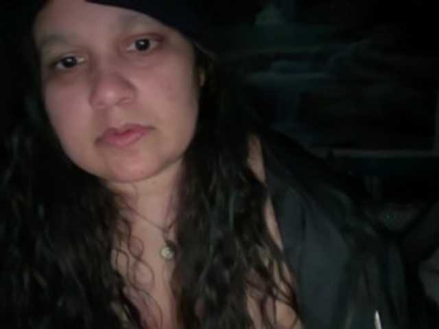 DUMBHOEMELANIE's BongaCams show and profile