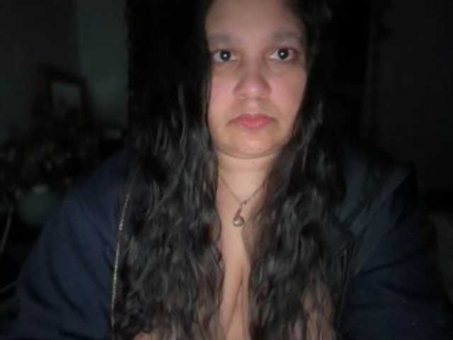 DUMBHOEMELANIE's BongaCams show and profile