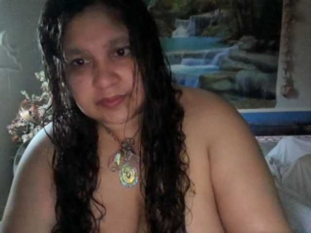 DUMBHOEMELANIE's BongaCams show and profile