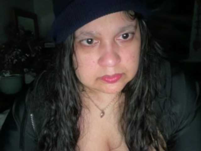 DUMBHOEMELANIE's BongaCams show and profile