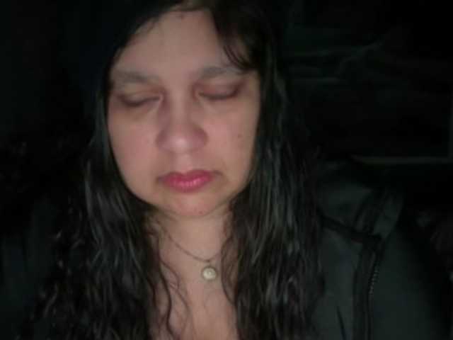 DUMBHOEMELANIE's BongaCams show and profile