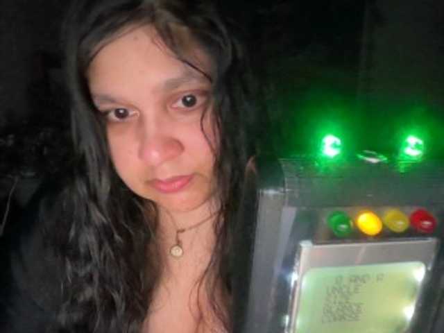 DUMBHOEMELANIE's BongaCams show and profile