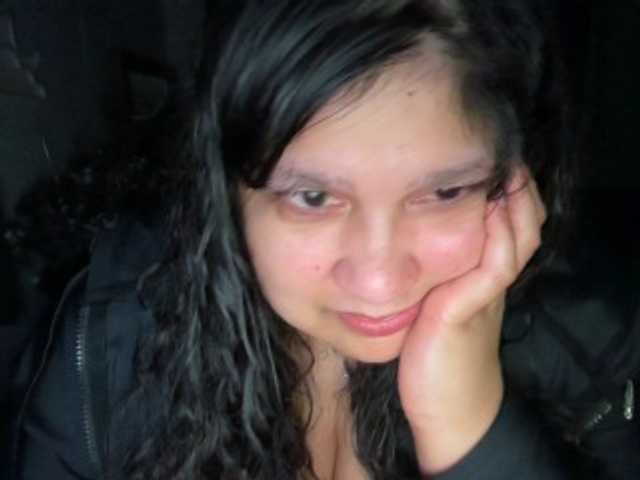 DUMBHOEMELANIE's BongaCams show and profile