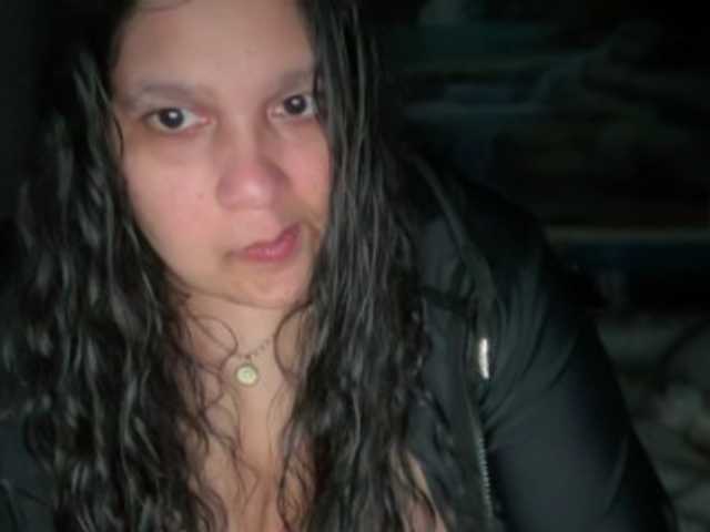 DUMBHOEMELANIE from BongaCams