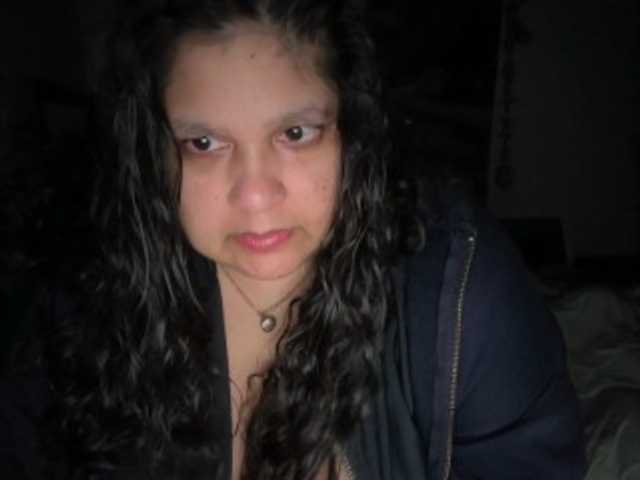 DUMBHOEMELANIE's BongaCams show and profile