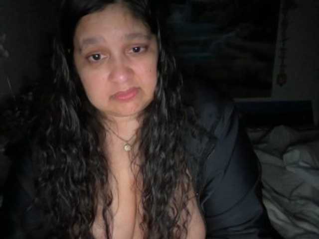 DUMBHOEMELANIE's BongaCams show and profile