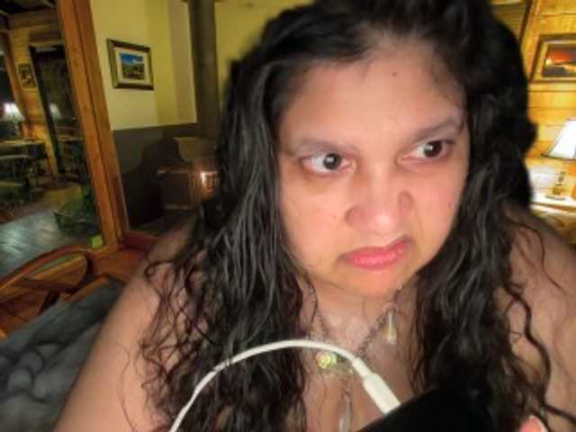 DUMBHOEMELANIE's BongaCams show and profile