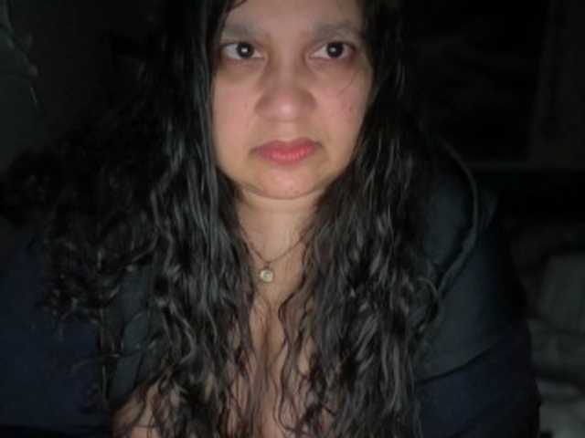 DUMBHOEMELANIE's BongaCams show and profile