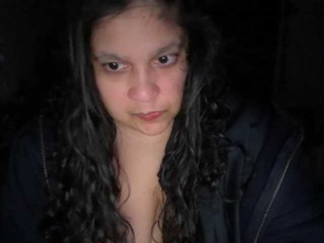 DUMBHOEMELANIE's BongaCams show and profile