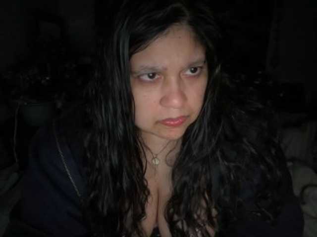 DUMBHOEMELANIE's BongaCams show and profile