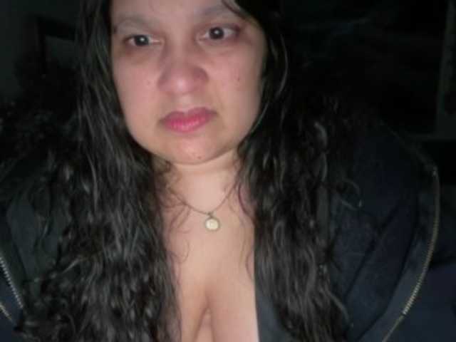 DUMBHOEMELANIE's BongaCams show and profile