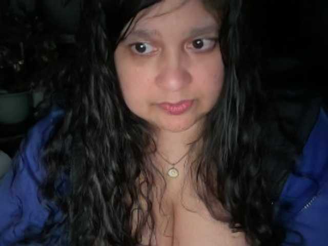 DUMBHOEMELANIE's BongaCams show and profile