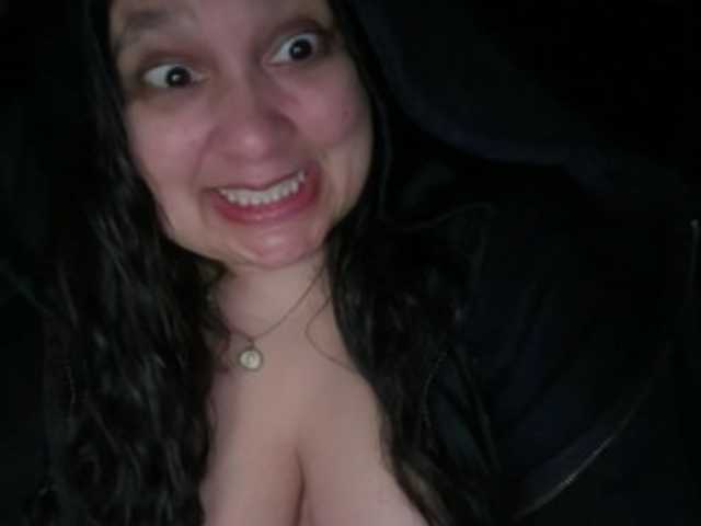 DUMBHOEMELANIE's BongaCams show and profile