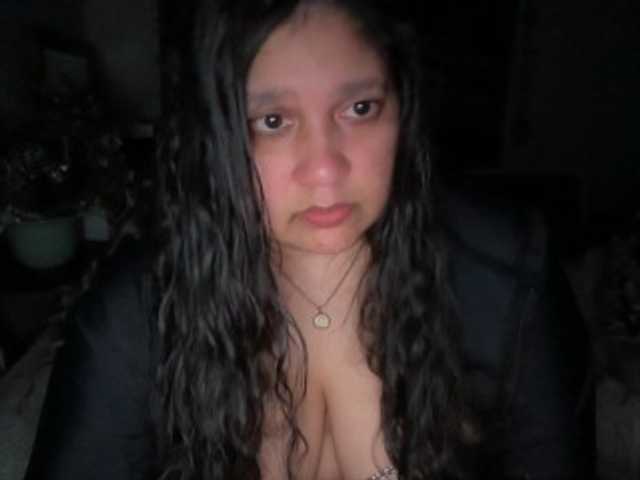 DUMBHOEMELANIE's BongaCams show and profile