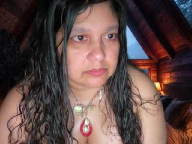 DUMBHOEMELANIE's BongaCams show and profile