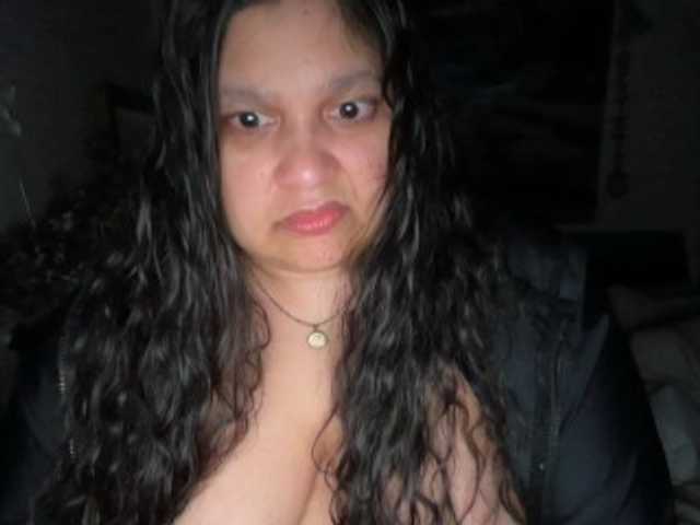 DUMBHOEMELANIE's BongaCams show and profile