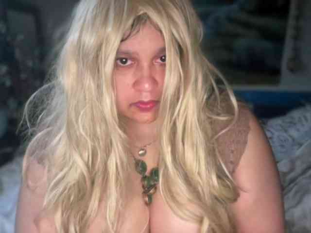DUMBHOEMELANIE webcam