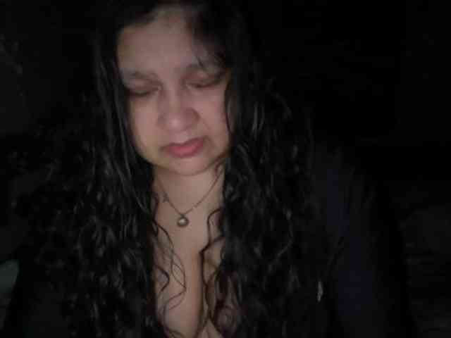 DUMBHOEMELANIE DUMBHOEMELANIE