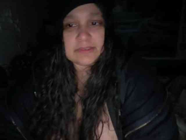 DUMBHOEMELANIE DUMBHOEMELANIE