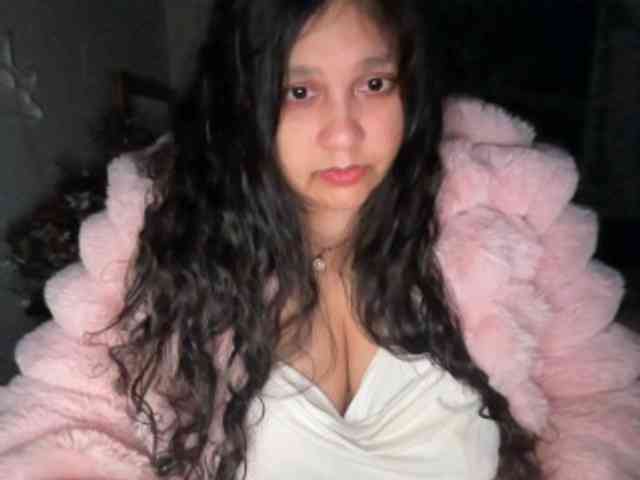 DUMBHOEMELANIE DUMBHOEMELANIE