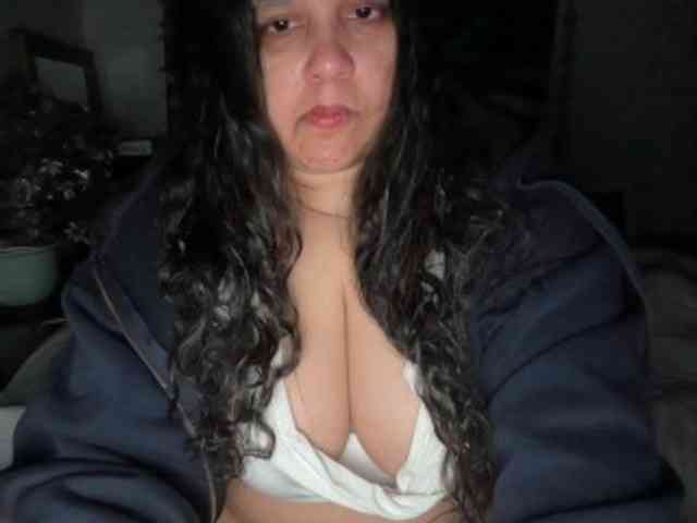 DUMBHOEMELANIE DUMBHOEMELANIE