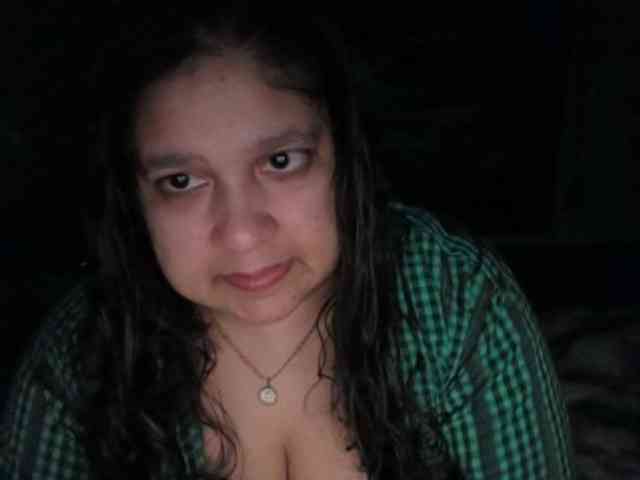 DUMBHOEMELANIE's webcam live show