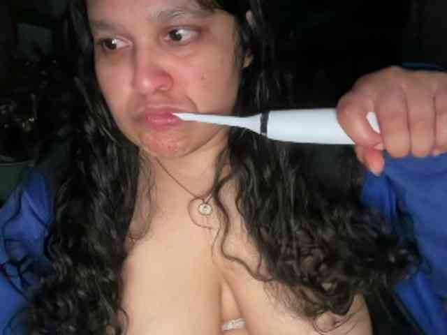 DUMBHOEMELANIE webcam