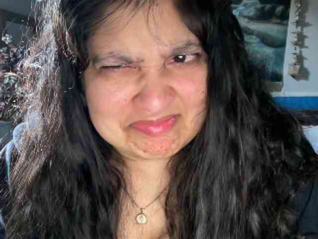 DUMBHOEMELANIE webcam