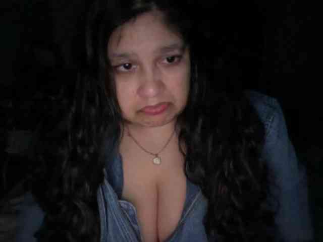 DUMBHOEMELANIE DUMBHOEMELANIE