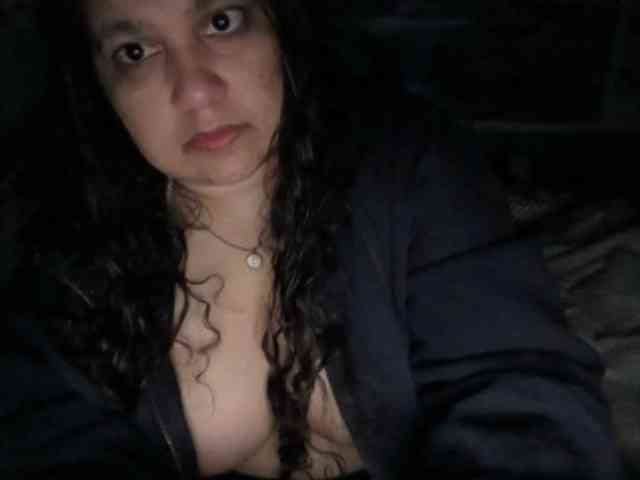 DUMBHOEMELANIE DUMBHOEMELANIE