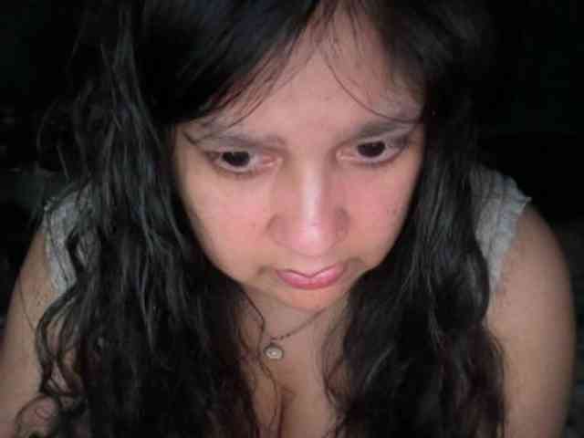 DUMBHOEMELANIE