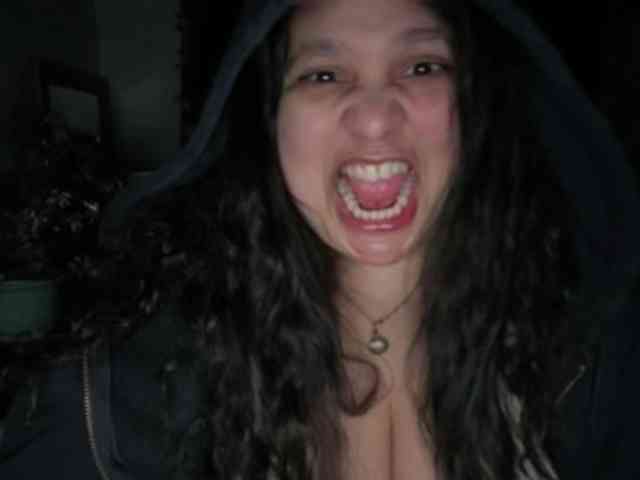 DUMBHOEMELANIE DUMBHOEMELANIE