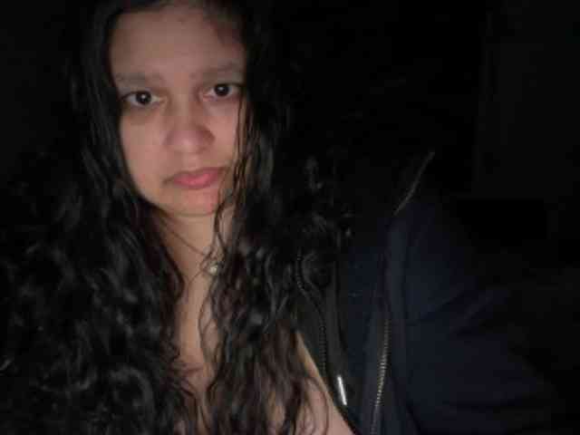 DUMBHOEMELANIE DUMBHOEMELANIE