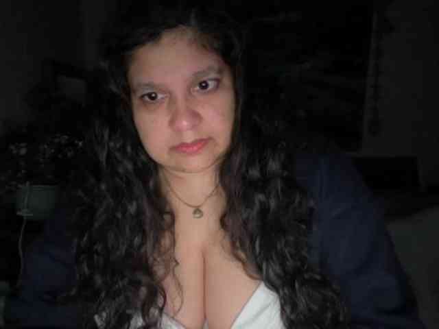 DUMBHOEMELANIE DUMBHOEMELANIE