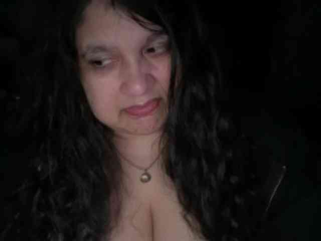 DUMBHOEMELANIE DUMBHOEMELANIE