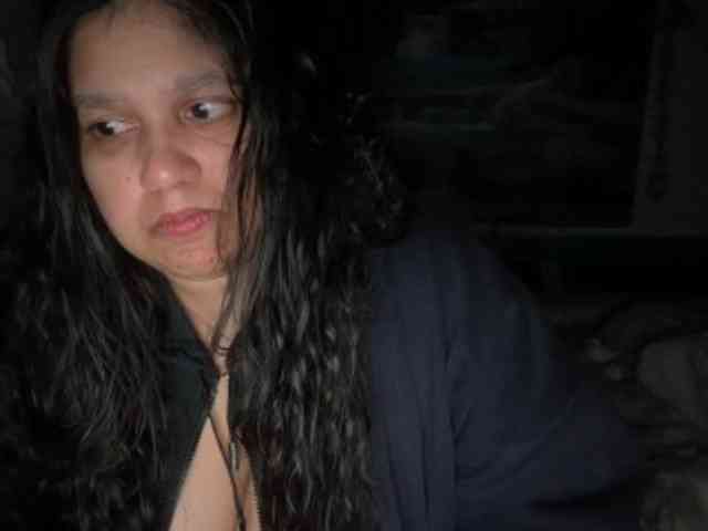 DUMBHOEMELANIE Live Webcam on BongaCams