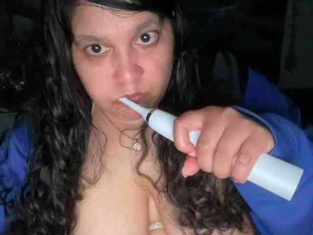 DUMBHOEMELANIE webcam