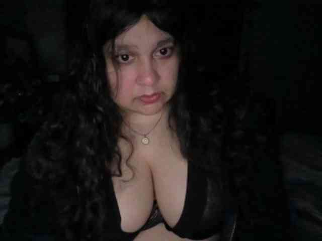 DUMBHOEMELANIE DUMBHOEMELANIE