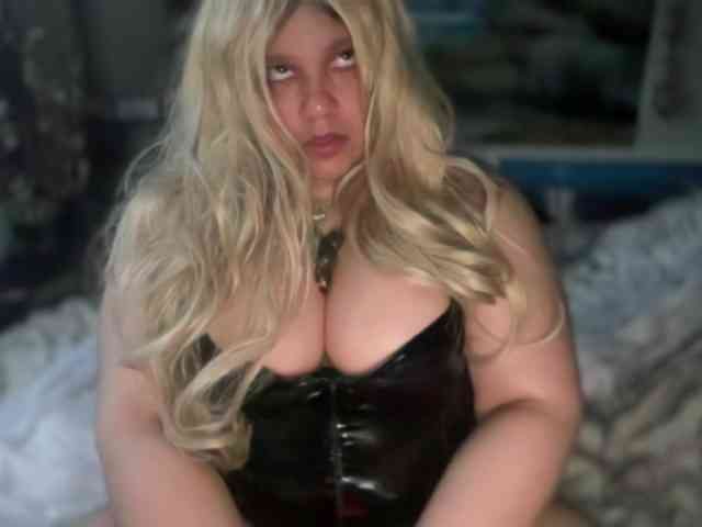 DUMBHOEMELANIE webcam
