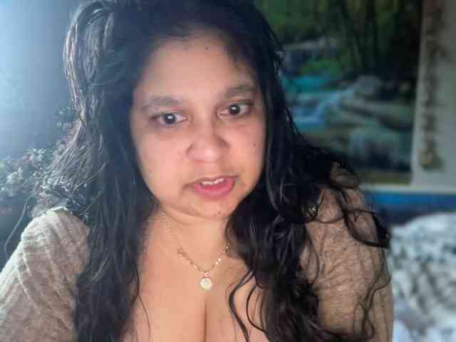 DUMBHOEMELANIE Live Webcam on BongaCams