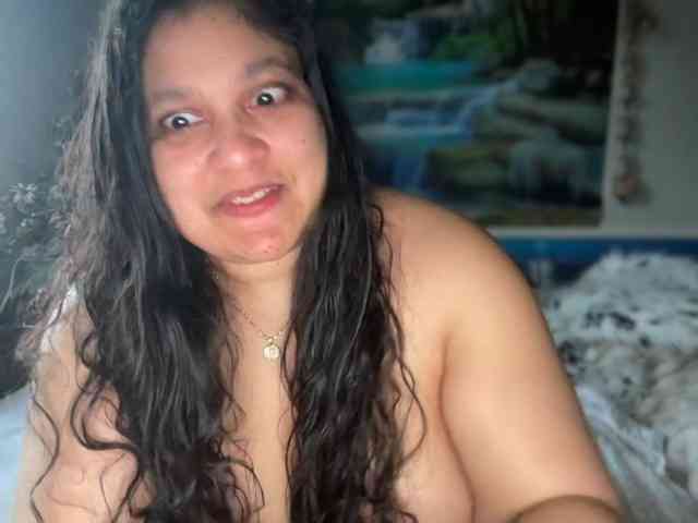DUMBHOEMELANIE Live Webcam on BongaCams