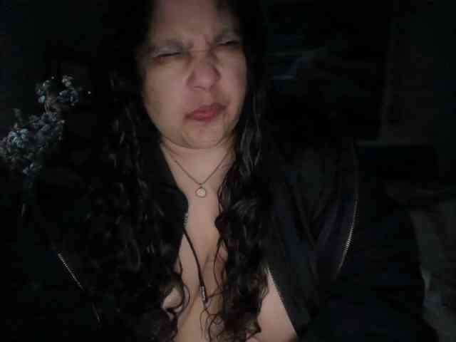 DUMBHOEMELANIE webcam