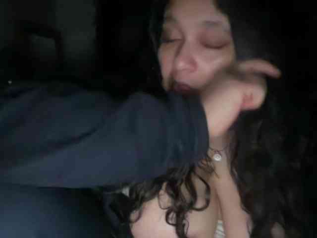 DUMBHOEMELANIE webcam