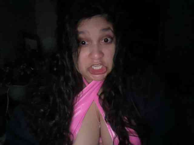 DUMBHOEMELANIE webcam