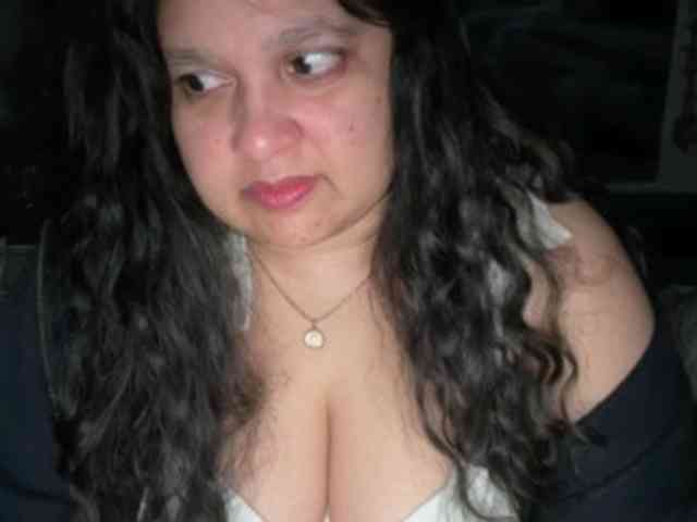 DUMBHOEMELANIE DUMBHOEMELANIE