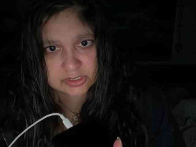 DUMBHOEMELANIE webcam