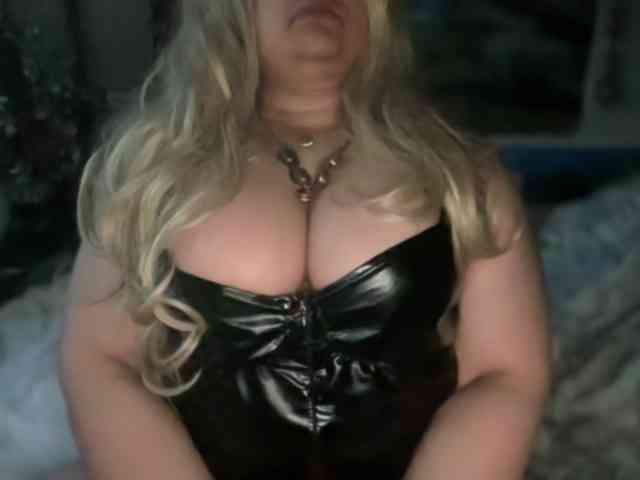 DUMBHOEMELANIE webcam