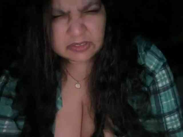 DUMBHOEMELANIE DUMBHOEMELANIE